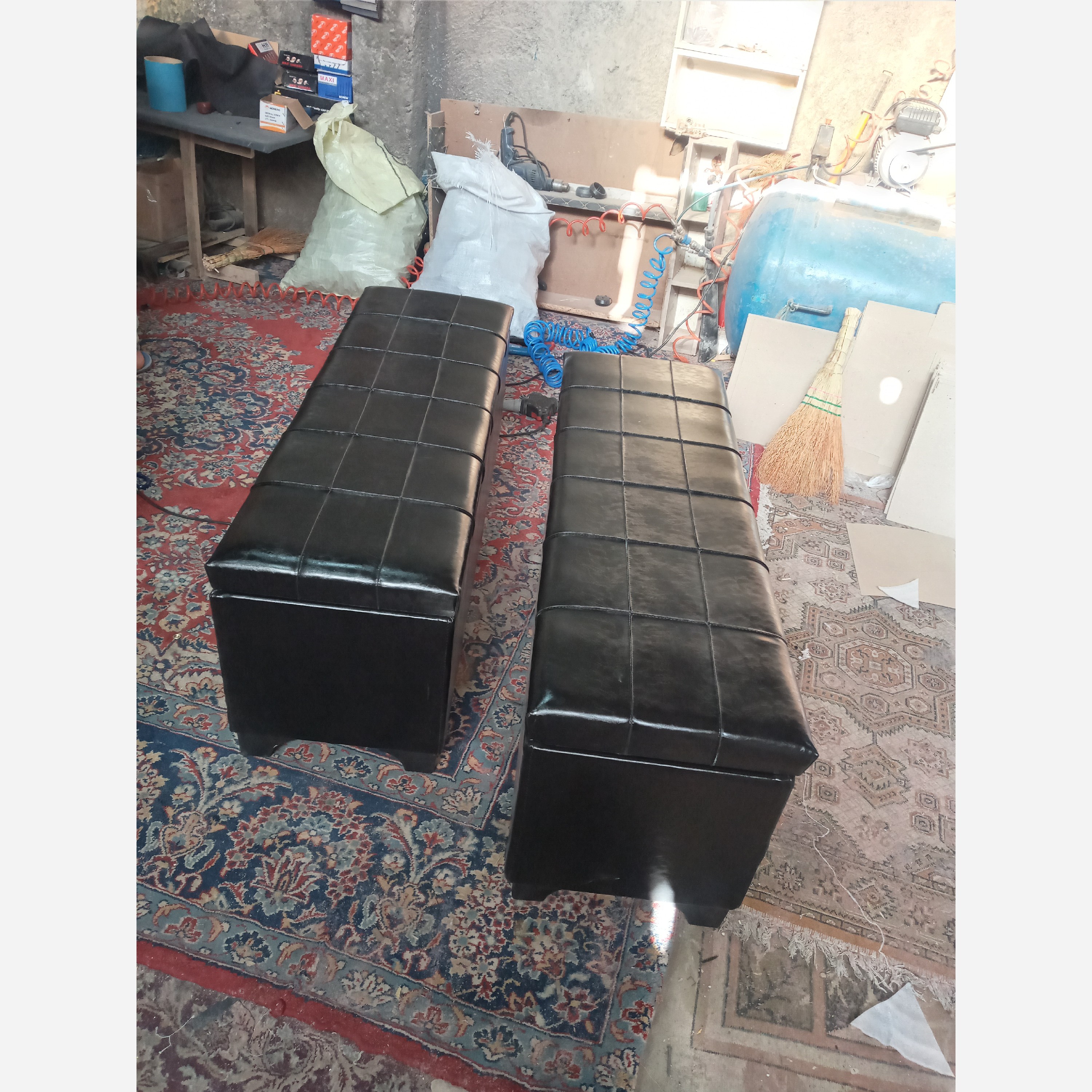 پاف باکسدار سه نفره  با چرم خارجی به صورت پسکرایه می باشد